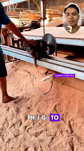 Máy cắt rong trượt ray